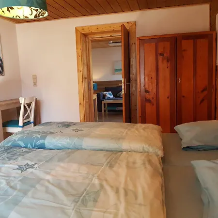 Rosenheim Nocleg ze śniadaniem 2*